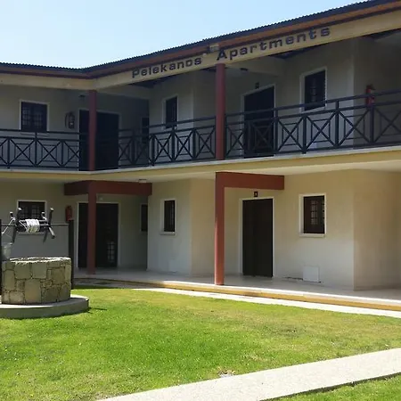 Pelekanos Aparthotel 2*
