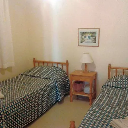 Aparthotel Pelekanos