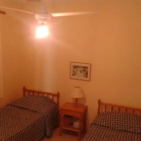 Pelekanos 3* פיסורי