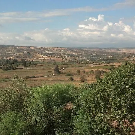 מלון דירות Pelekanos